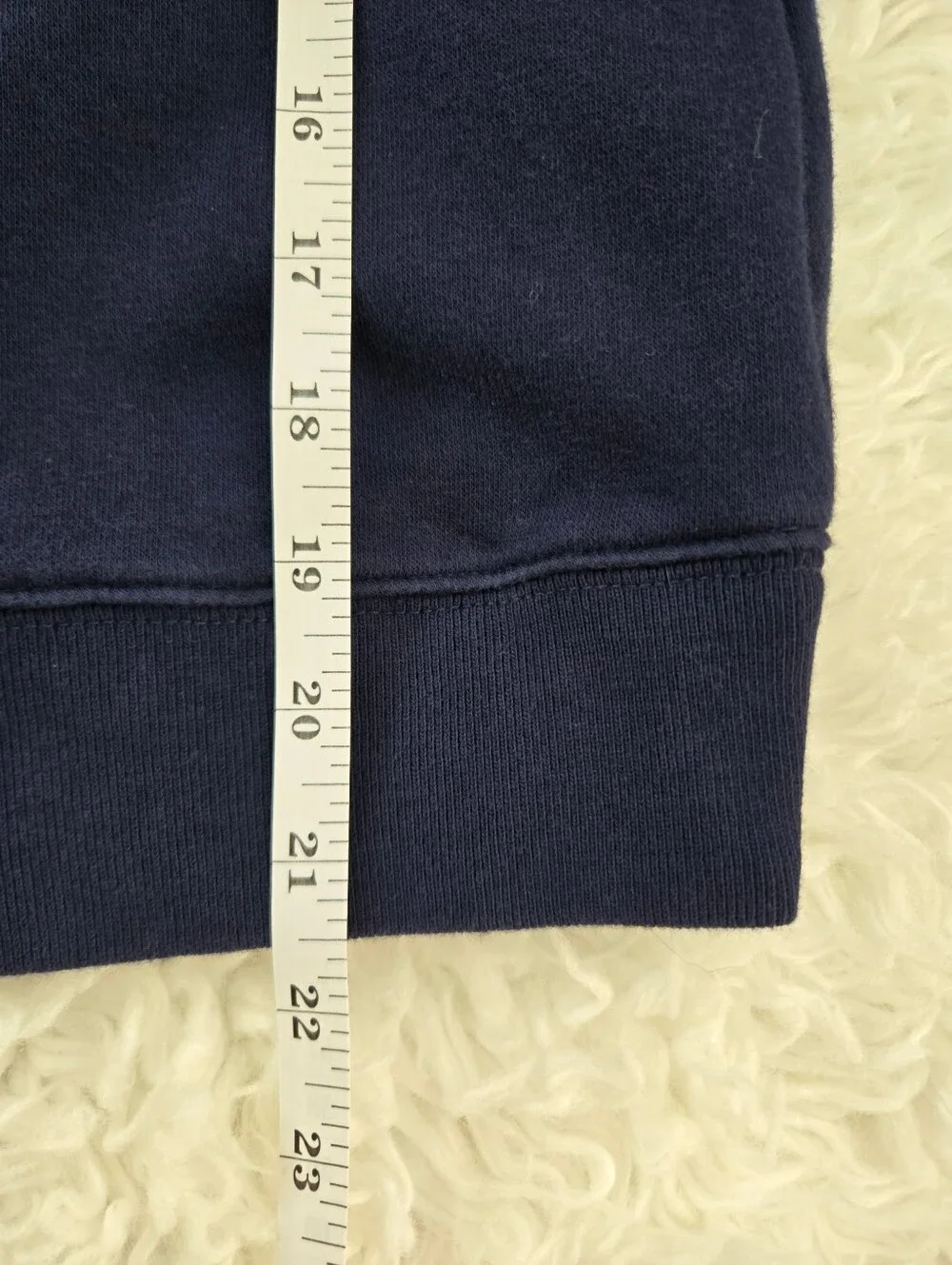 Gap Navy Logo Sweatshirt. Size Medium - Picture 8 of 10